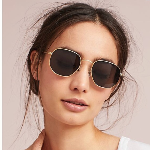 Meet your Posher, Sally - Picture 1 of 1